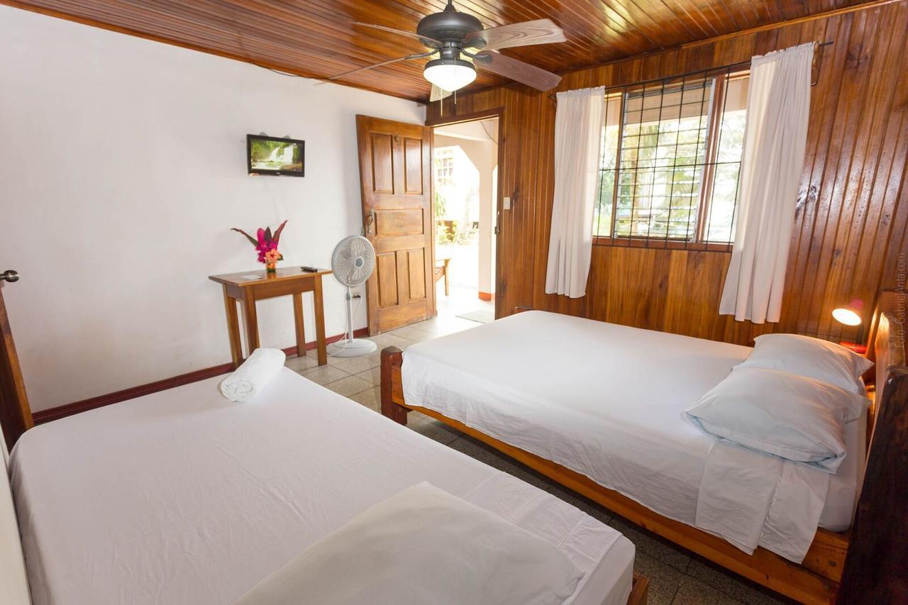 กาบินาส อาร์เรซิเฟ Hotel กาอุยตา ภายนอก รูปภาพ